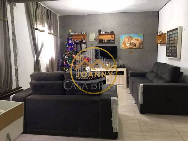 Casa para Venda em São José dos Campos - 2