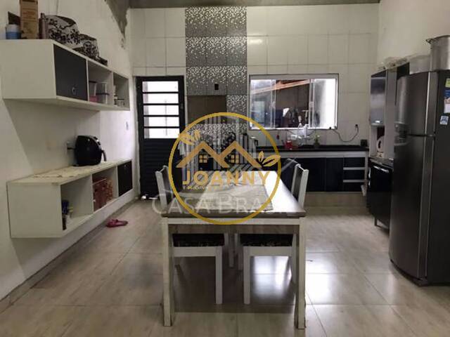 Casa para Venda em São José dos Campos - 3
