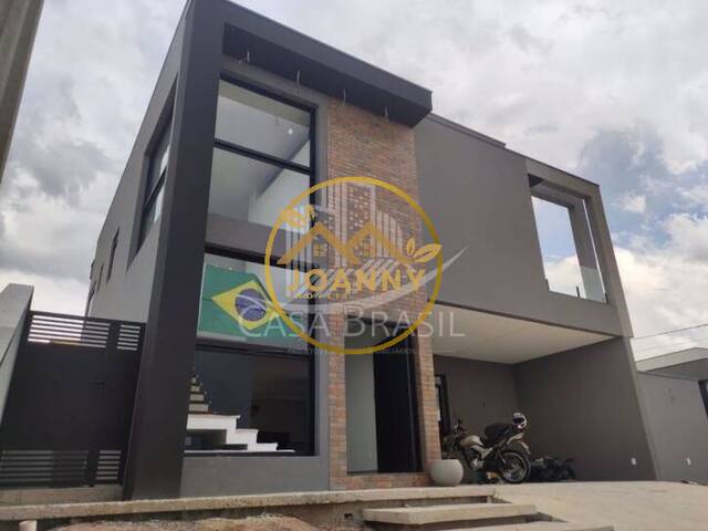 Casa para Venda em São José dos Campos - 2