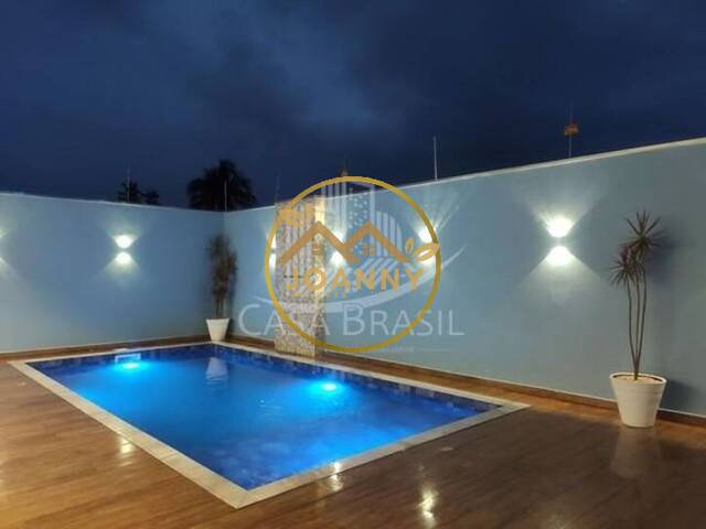 Casa para Venda em Caraguatatuba - 4