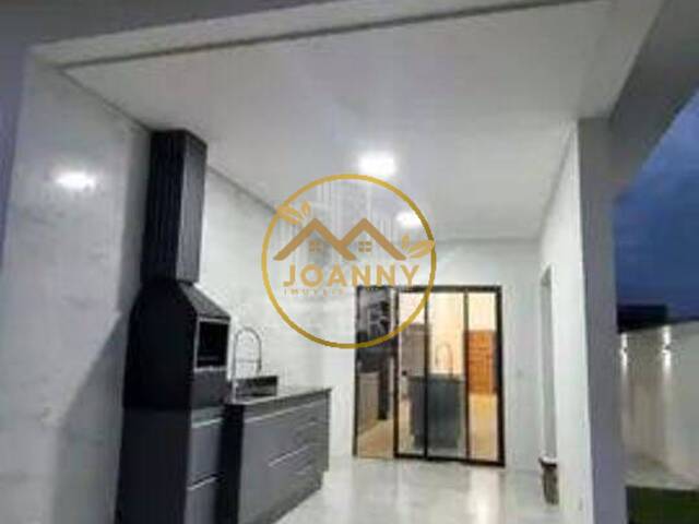 Casa para Venda em Caçapava - 2