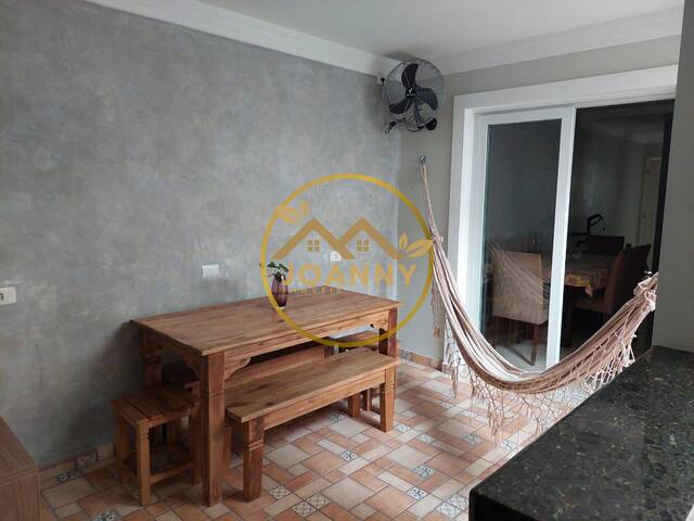 Casa para Venda em São José dos Campos - 4