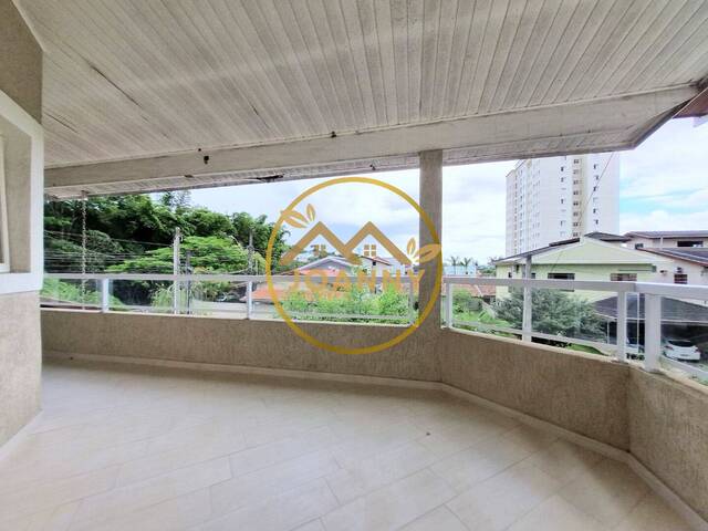 Casa para Venda em São José dos Campos - 4