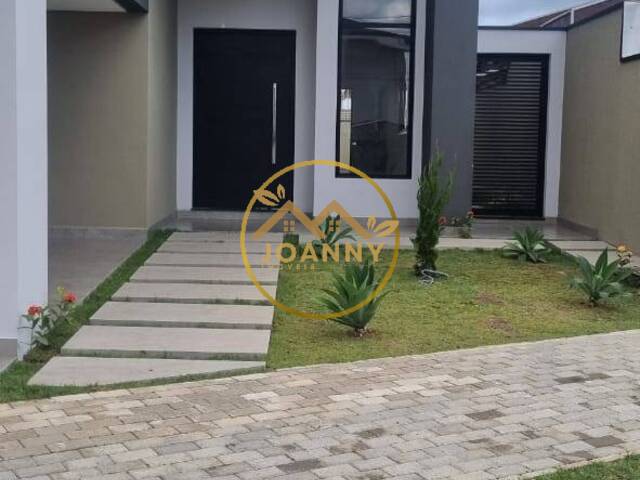 Casa para Venda em São José dos Campos - 4