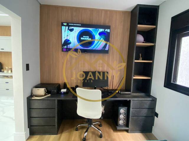 Casa para Venda em São José dos Campos - 4