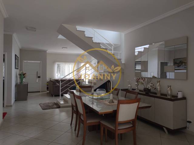 Casa para Venda em Jacareí - 4