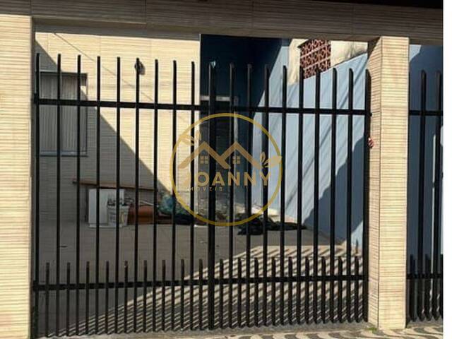 Casa para Venda em Taubaté - 3