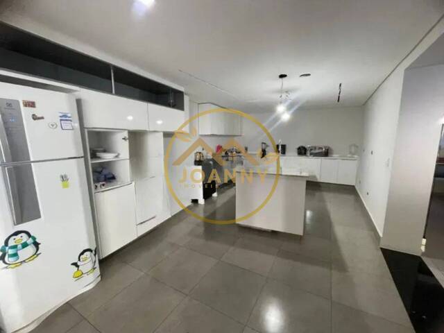 Casa para Venda em São José dos Campos - 2