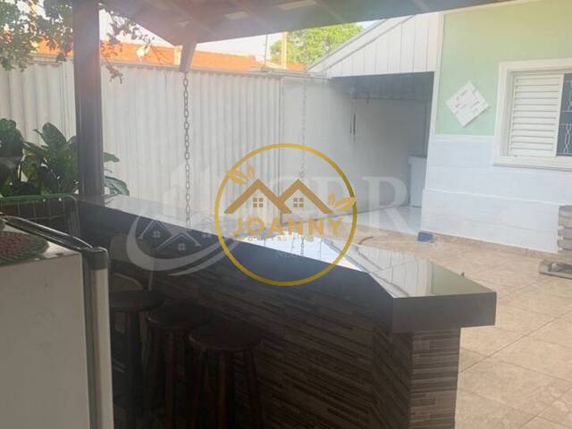 Sobrado para Venda em Caçapava - 4