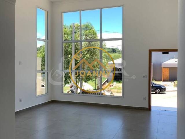 Casa para Venda em Caçapava - 3