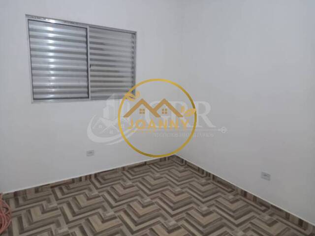 Casa para Venda em Jacareí - 3