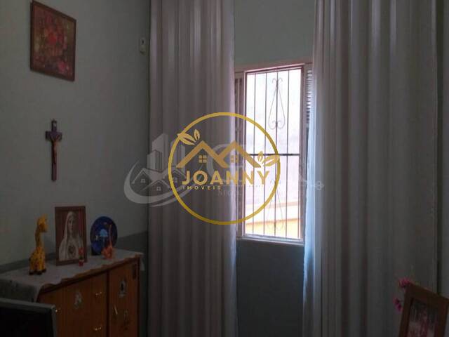 Sobrado para Venda em Jacareí - 4