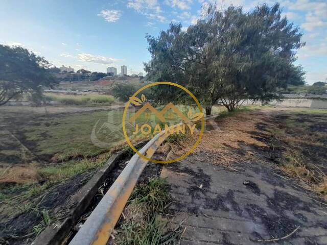 Área para Venda em São José dos Campos - 5