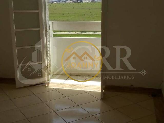 Sobrado para Venda em São José dos Campos - 4