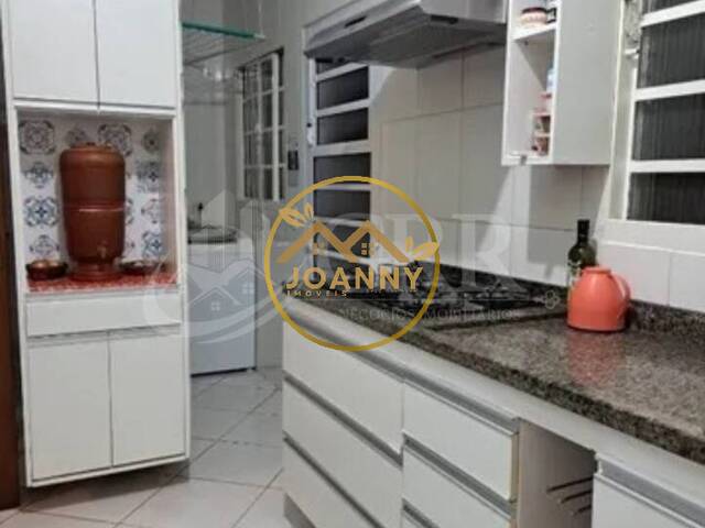 Sobrado para Venda em São José dos Campos - 4