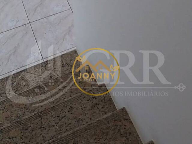 Sobrado para Venda em São Sebastião - 4