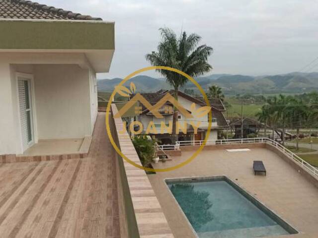 Casa para Venda em São José dos Campos - 4