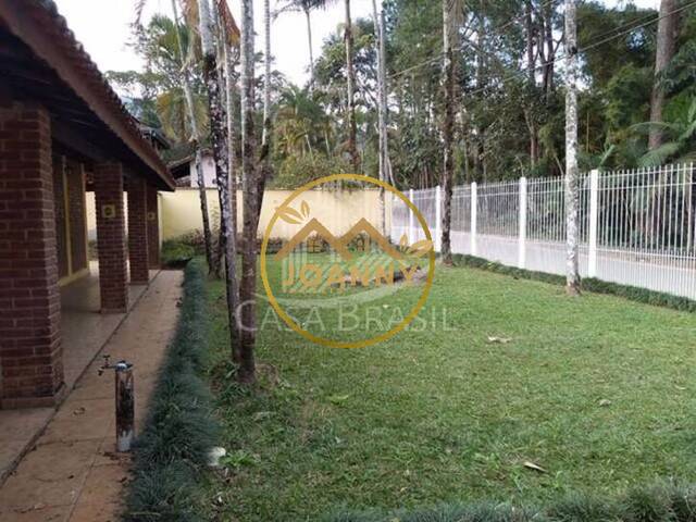 Casa para Venda em Monteiro Lobato - 4